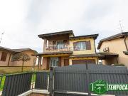 Villetta indipendente in vendita di 244 m² in Via delle...