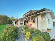 Villetta indipendente in vendita di 244 m² in Via Fausta