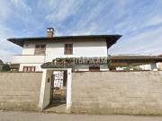 Villetta indipendente in vendita di 244 m² in Via Piave, 11