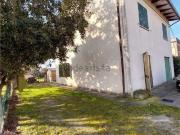 Villetta indipendente in vendita di 246 m² in Via Valle...