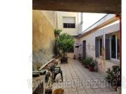 Villetta indipendente in vendita di 247 m² in Via Regina...