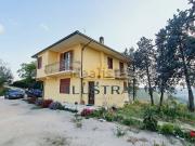 Villetta indipendente in vendita di 250 m² in Contrada...