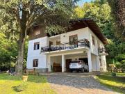 Villetta indipendente in vendita di 254 m² in Via Ulisse...