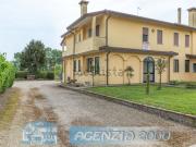 Villetta indipendente in vendita di 255 m² in Via Argine...