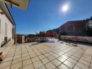 Villetta indipendente in vendita di 261 m² in Via Etnea, 73