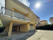 Villetta indipendente in vendita di 269 m² in Via... Villetta indipendente in vendita di 269 m² in Via...