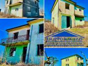 Villetta indipendente in vendita di 270 m² in Via...