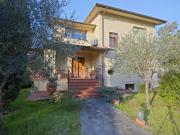 Villetta indipendente in vendita di 270 m² in Via Di...