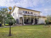 Villetta indipendente in vendita di 270 m² in Via Fontecese