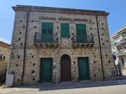 Villetta indipendente in vendita di 274 m² in Via B....