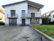 Villetta indipendente in vendita di 278 m² in Via G....