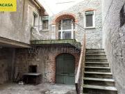 Villetta indipendente in vendita di 280 m² in Via Benamati