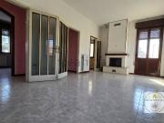Villetta indipendente in vendita di 280 m² in Via Roma