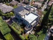 Villetta indipendente in vendita di 280 m² in Viale dei...