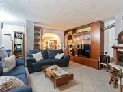 Villetta indipendente in vendita di 281 m² in Via Caravaggio