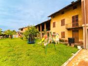 Villetta indipendente in vendita di 285 m² in Via G....