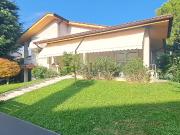 Villetta indipendente in vendita di 285 m² in Via Tribollo