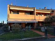 Villetta indipendente in vendita di 290 m² in Via Monte...