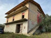 Villetta indipendente in vendita di 300 m² in Contrada...