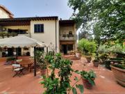 Villetta indipendente in vendita di 300 m² in Via A....