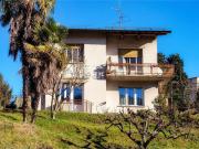 Villetta indipendente in vendita di 300 m² in Via Bellinzona