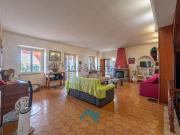 Villetta indipendente in vendita di 300 m² in Via Colle...