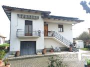 Villetta indipendente in vendita di 300 m² in Via del Giglio