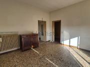 Villetta indipendente in vendita di 300 m² in Via Imre Nagy