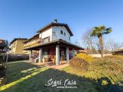 Villetta indipendente in vendita di 300 m² in Via Martiri