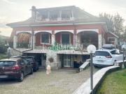 Villetta indipendente in vendita di 300 m² in Via Pietro...