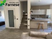 Villetta indipendente in vendita di 300 m² in Via Primo...