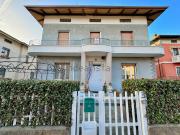 Villetta indipendente in vendita di 300 m² in Via...