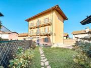 Villetta indipendente in vendita di 302 m² in Via per...