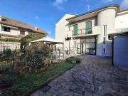 Villetta indipendente in vendita di 305 m² in Via...