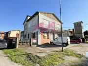 Villetta indipendente in vendita di 320 m² in Via Amos...