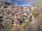 Villetta indipendente in vendita di 323 m² in Via...