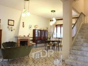 Villetta indipendente in vendita di 325 m² in Via Zara, 25