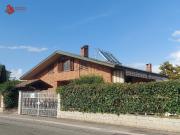 Villetta indipendente in vendita di 330 m² in Strada la...