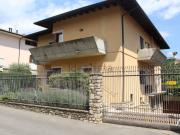 Villetta indipendente in vendita di 330 m² in Via...