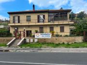 Villetta indipendente in vendita di 330 m² in Via di...