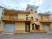 Villetta indipendente in vendita di 335 m² in Via...