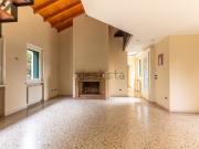 Villetta indipendente in vendita di 340 m² in Via...