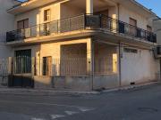 Villetta indipendente in vendita di 340 m² in Via Capri, 8