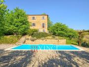 Villetta indipendente in vendita di 345 m² in Via Roma