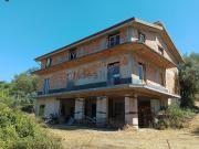 Villetta indipendente in vendita di 350 m² in Località bosco