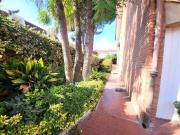 Villetta indipendente in vendita di 350 m² in Via Senofane