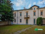 Villetta indipendente in vendita di 354 m² in Via Dante...