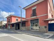 Villetta indipendente in vendita di 369 m² in Via...