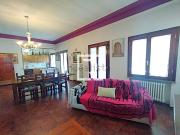 Villetta indipendente in vendita di 372 m² in Via Romea...