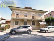 Villetta indipendente in vendita di 380 m² in Via Cesare...
